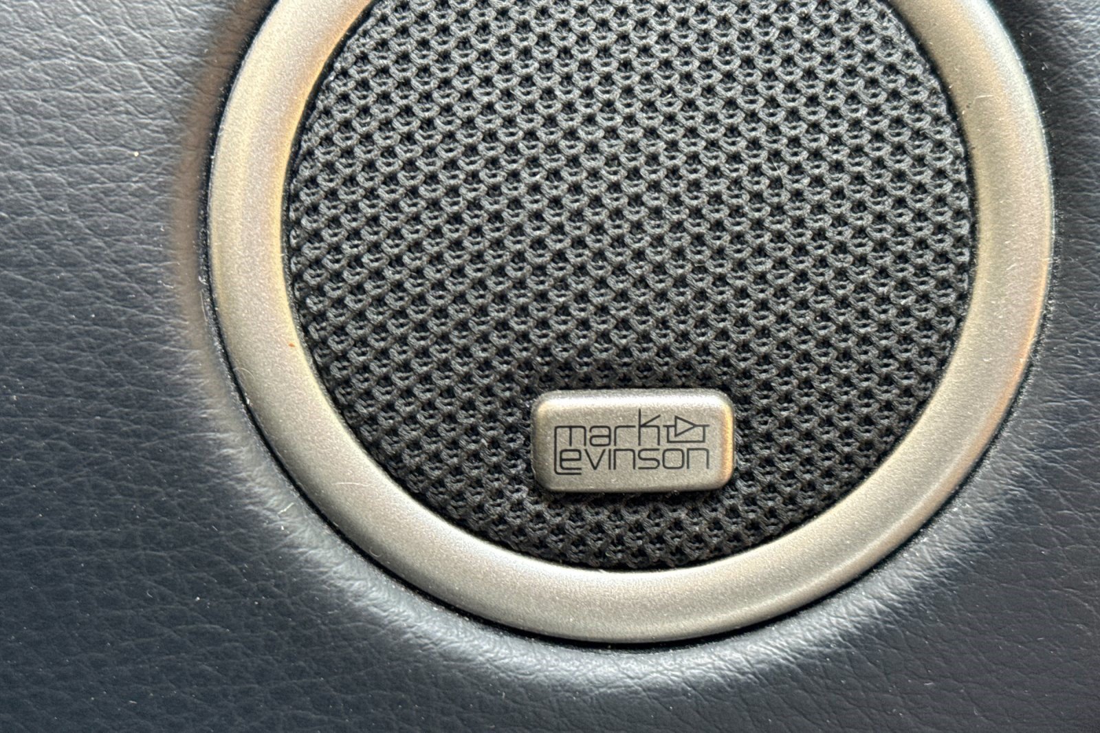 Used 2003 Lexus SC 430 Convertible RWD image 25