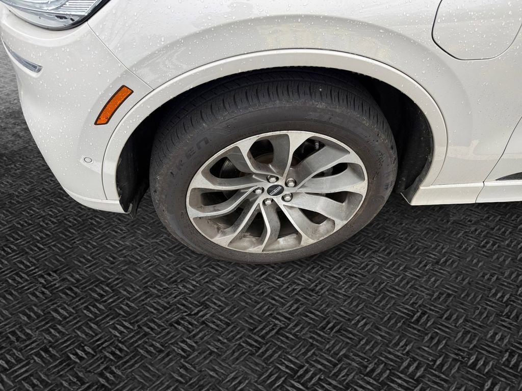 Used 2021 Lincoln Aviator Grand Touring w/ Equipment Group 301A image 11