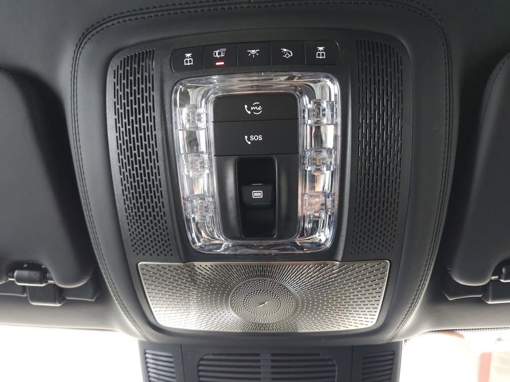 Used 2024 Mercedes-Benz Maybach GLS 600 4MATIC image 25