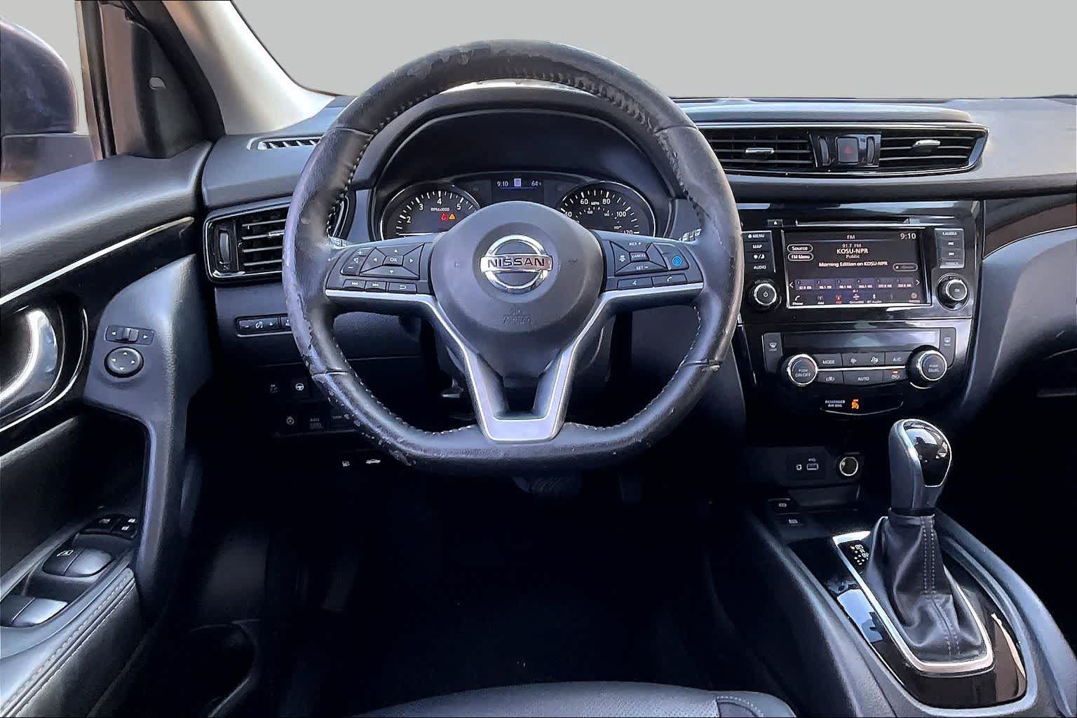 Used 2022 Nissan Rogue Sport SL AWD/4WD image 5