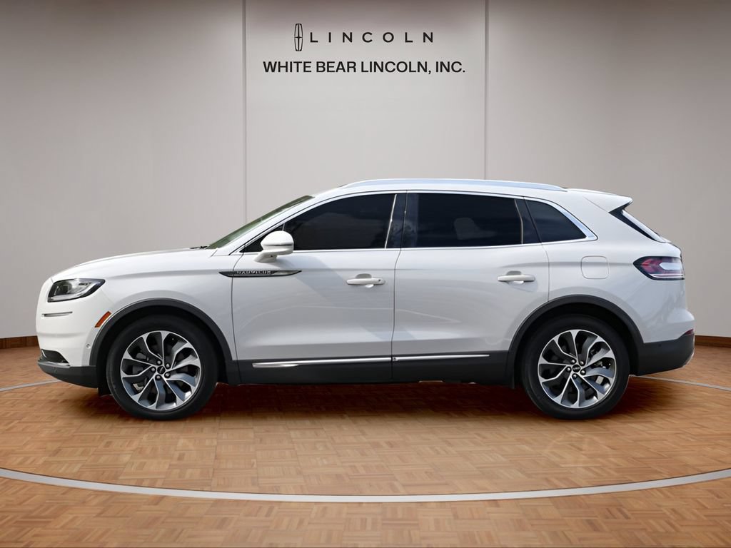 Used 2023 Lincoln Nautilus Reserve w/ Equipment Group 201A AWD/4WD image 8
