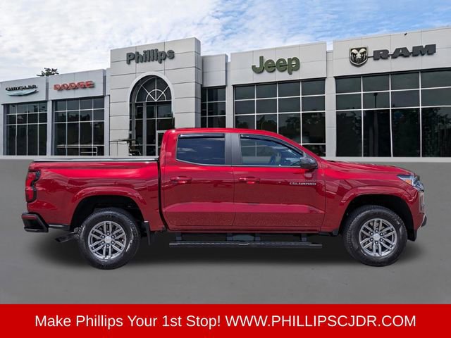 Used 2024 Chevrolet Colorado LT w/ LT Convenience Package II RWD image 2
