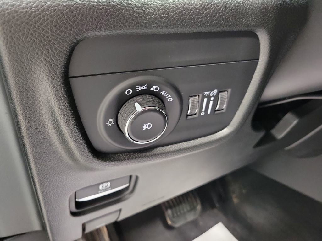 New 2026 Jeep Grand Cherokee Limited w/ Limited Altitude Package image 13