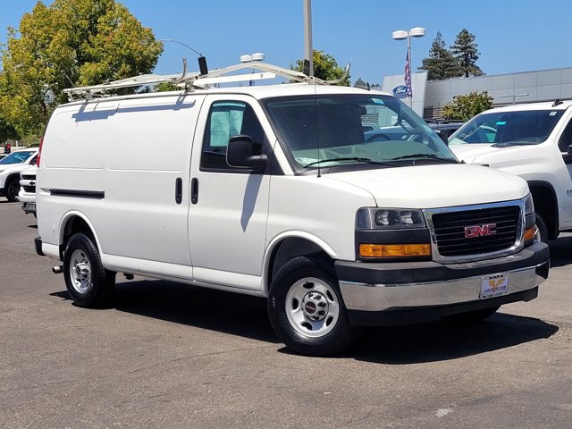Used 2021 GMC Savana 2500 w/ Driver Convenience Package RWD image 2