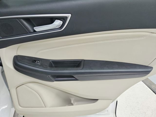 Used 2021 Ford Edge Titanium FWD image 44