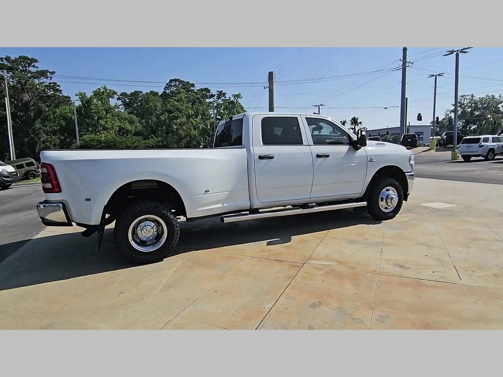 Used 2024 RAM 3500 Tradesman w/ Towing Technology Group AWD/4WD image 31