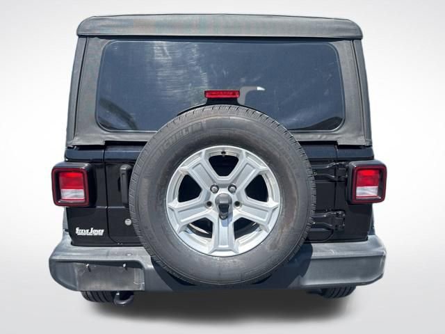 Used 2018 Jeep Wrangler Unlimited Sport S AWD/4WD image 4