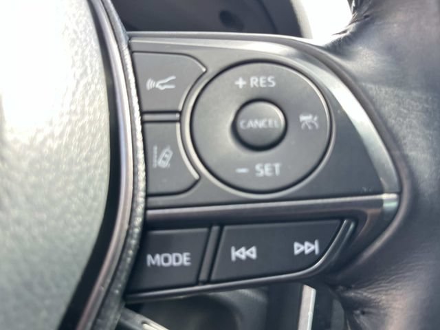 Used 2021 Toyota Camry SE FWD image 35