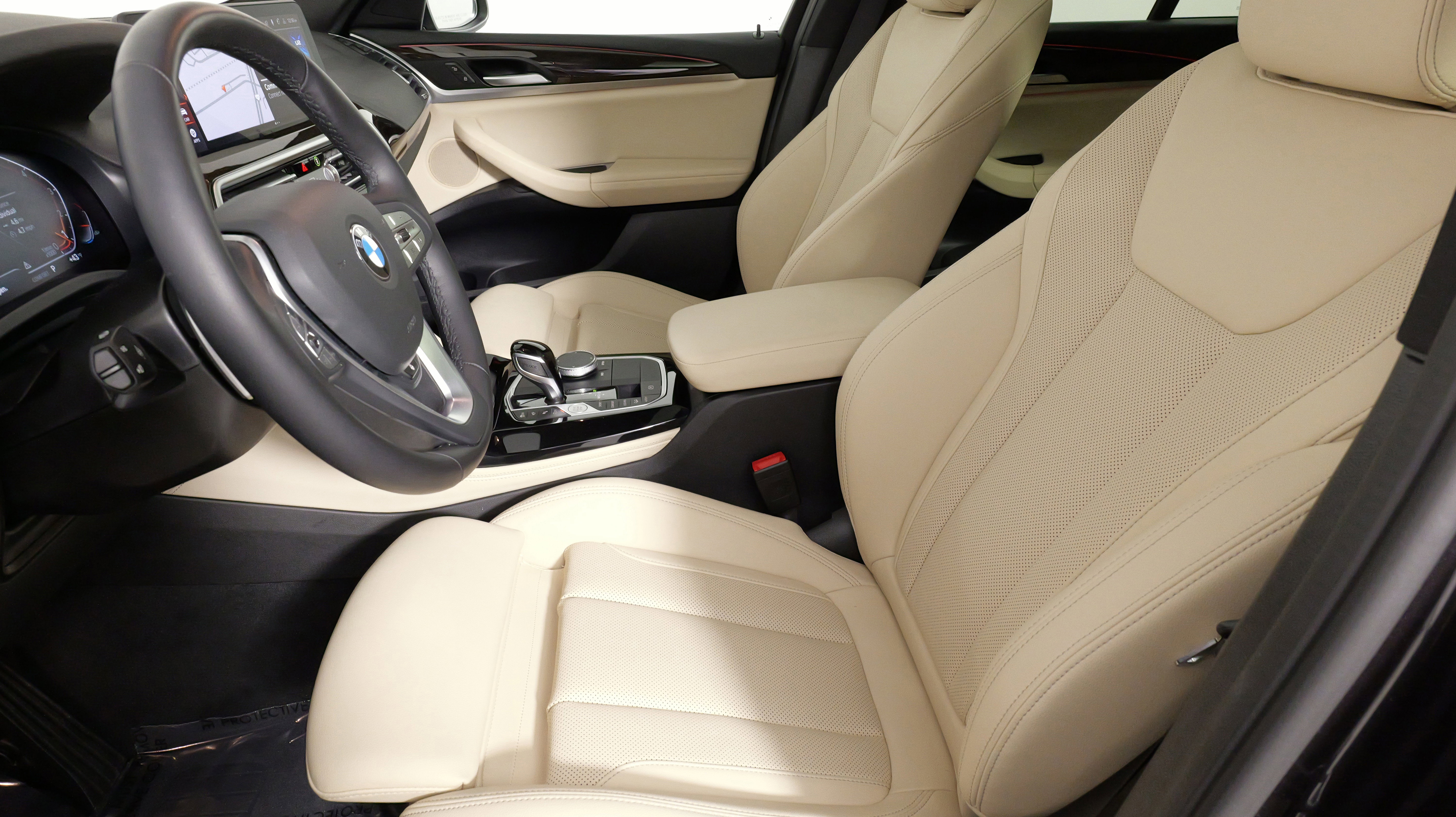 Used 2025 BMW X4 xDrive30i image 31