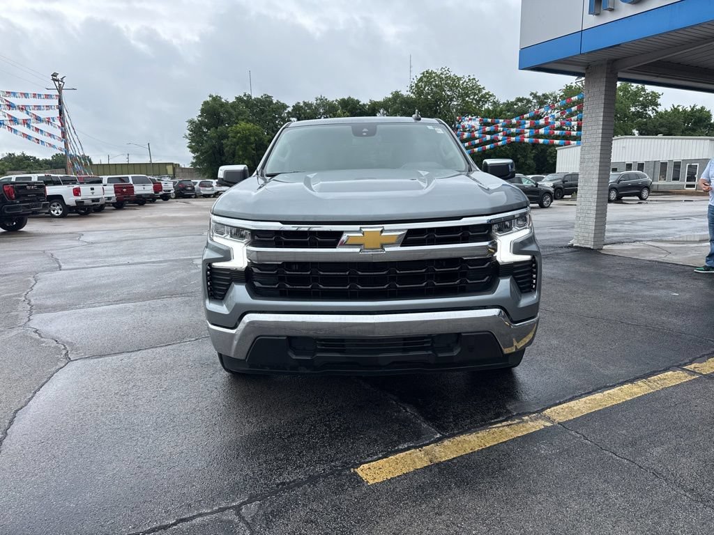 Used 2025 Chevrolet Silverado 1500 LT RWD image 10
