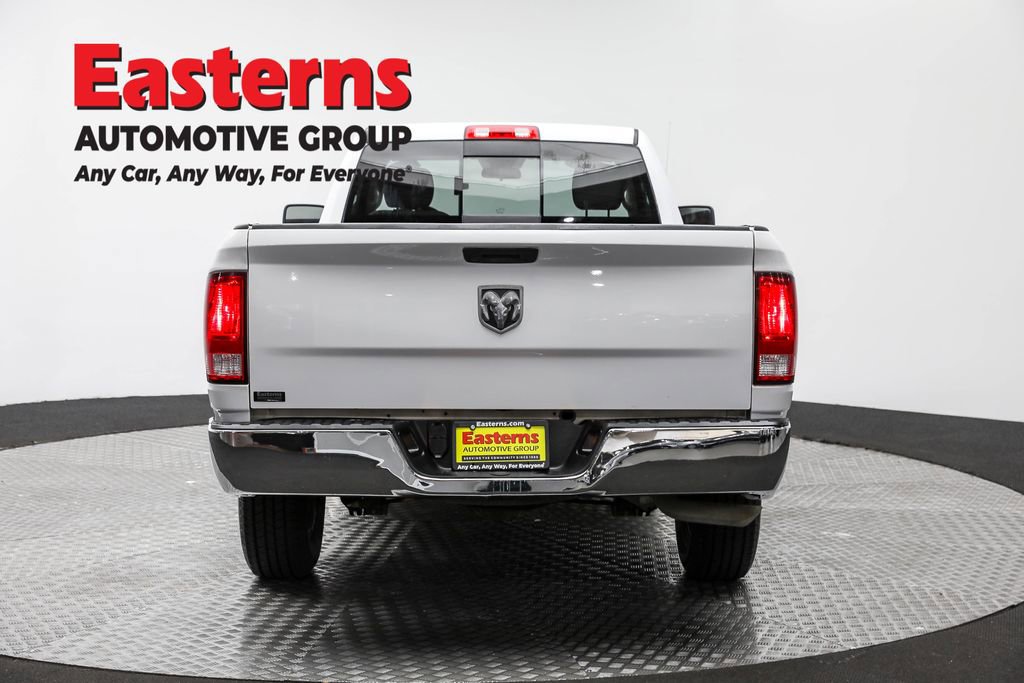 Used 2019 RAM 1500 Classic SLT image 6