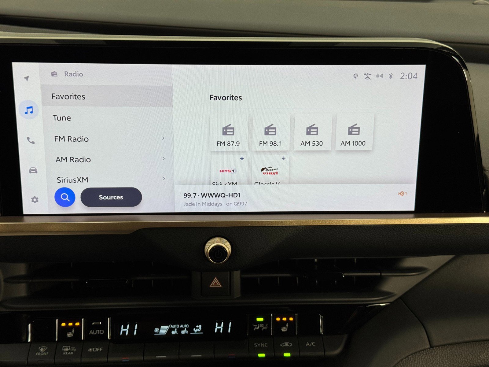 Used 2023 Toyota Crown XLE image 22