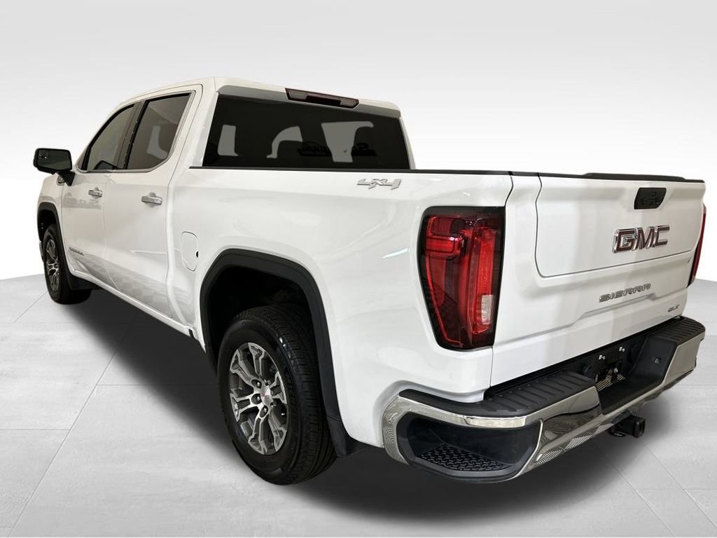 Used 2025 GMC Sierra 1500 SLT image 3