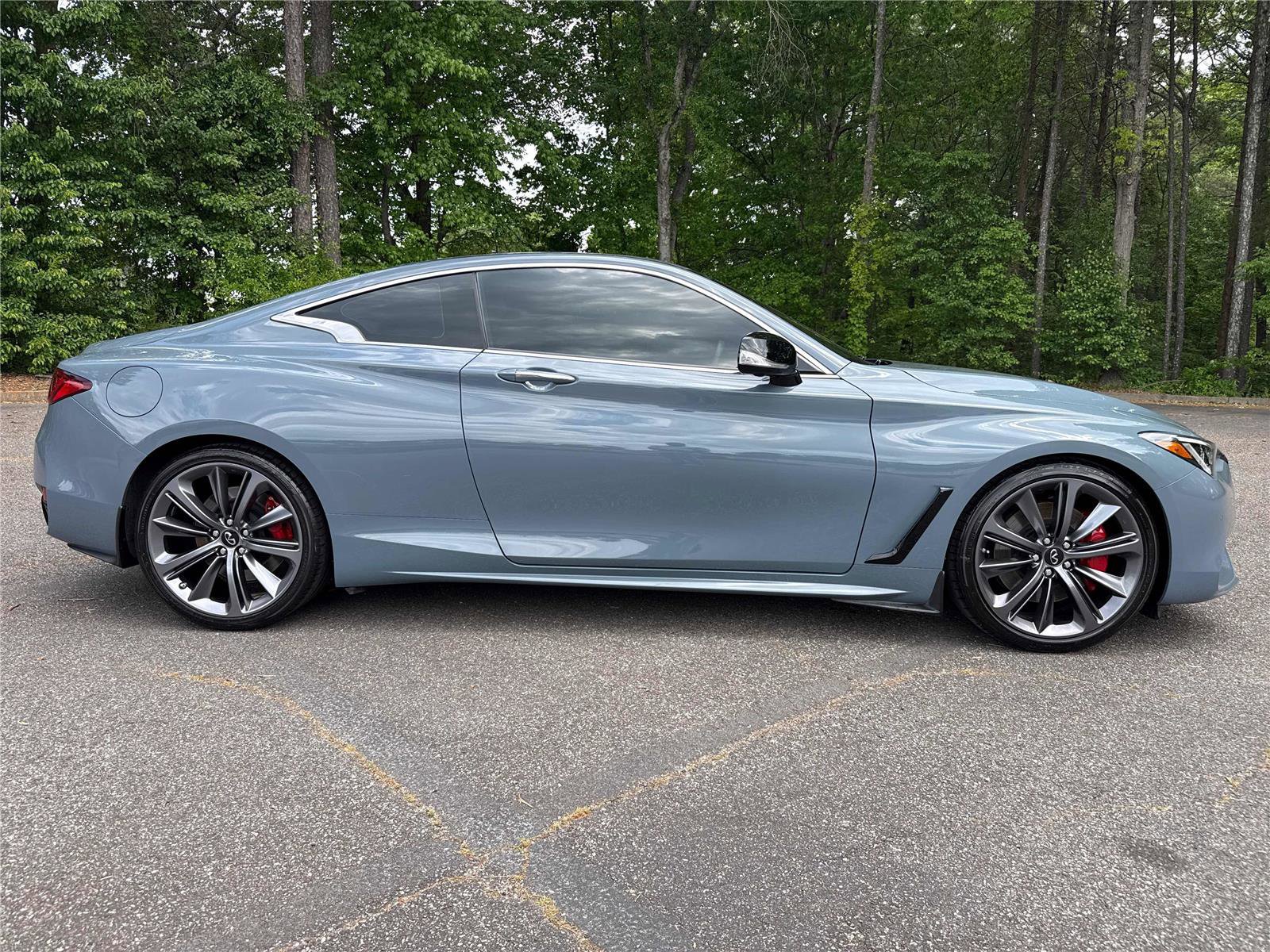 Used 2022 INFINITI Q60 Red Sport 400 w/ Cargo Package RWD image 5