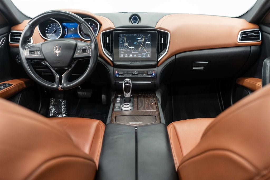 Used 2018 Maserati Ghibli S GranLusso RWD image 9