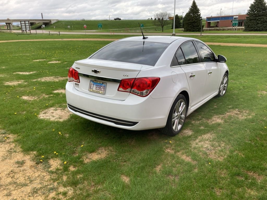 Used 2014 Chevrolet Cruze LTZ w/ RS Package FWD image 6