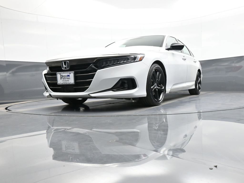 Certified 2022 Honda Accord Sport image 25