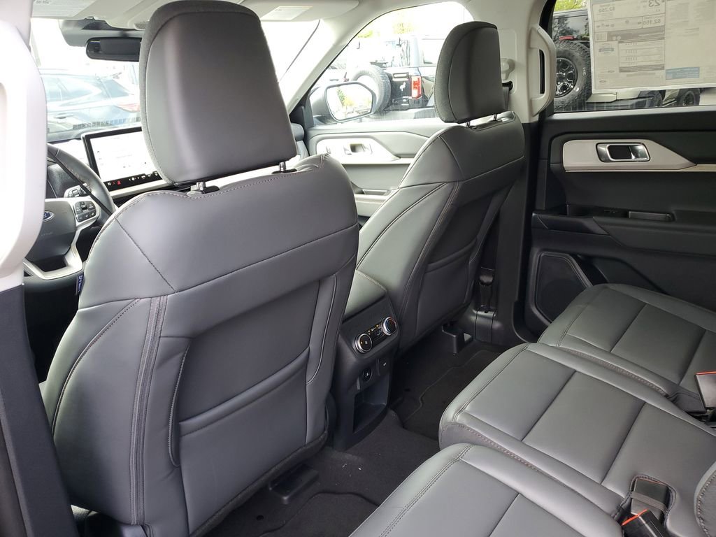 New 2026 Ford Explorer Active AWD/4WD image 29
