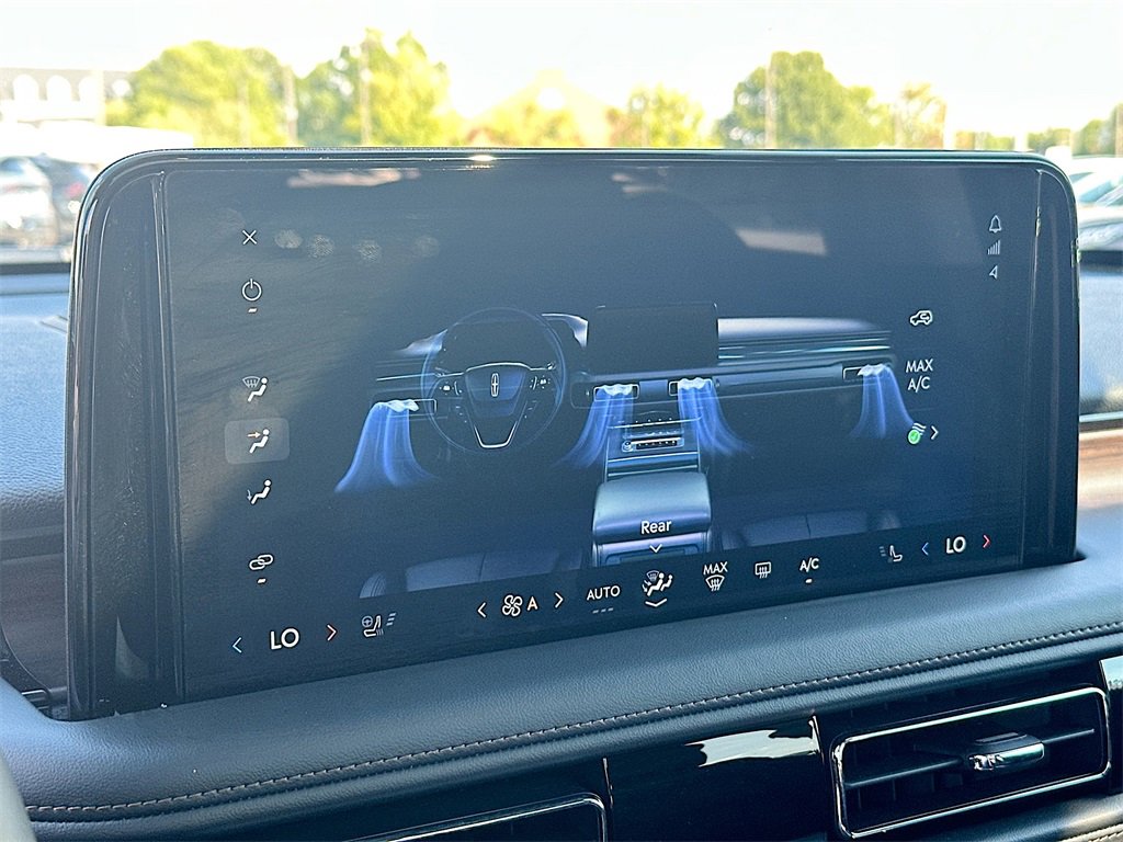 Used 2025 Lincoln Aviator Reserve w/ Illumination Package image 14