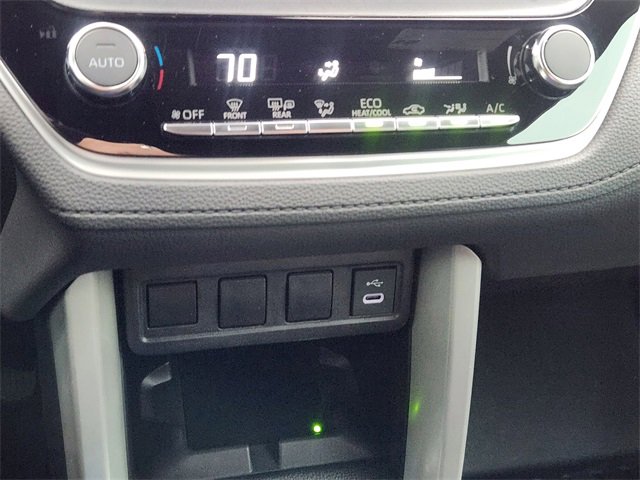 Used 2025 Toyota Corolla Cross AWD Hybrid image 19