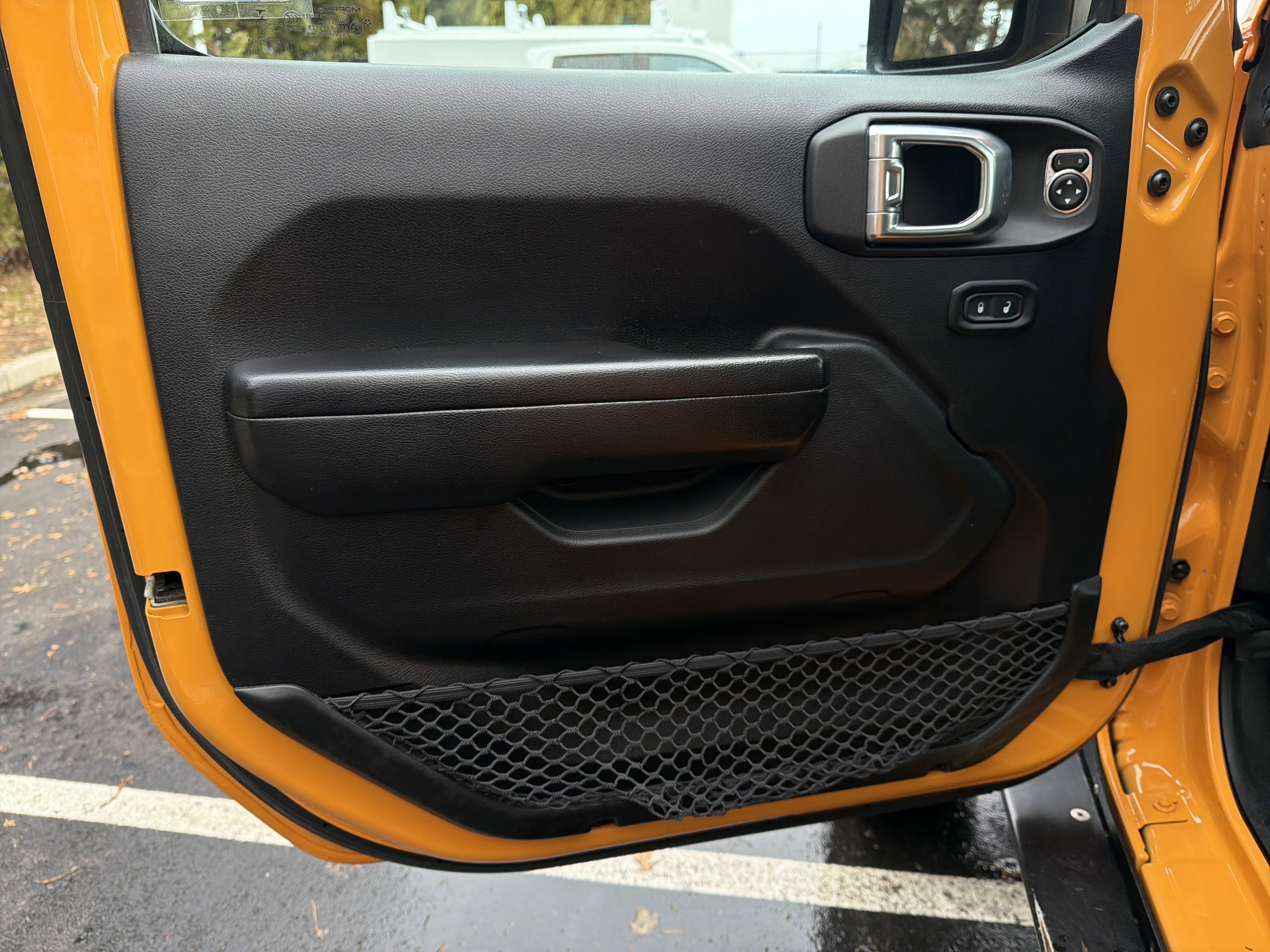 Used 2021 Jeep Gladiator Rubicon w/ Cold Weather Group image 14