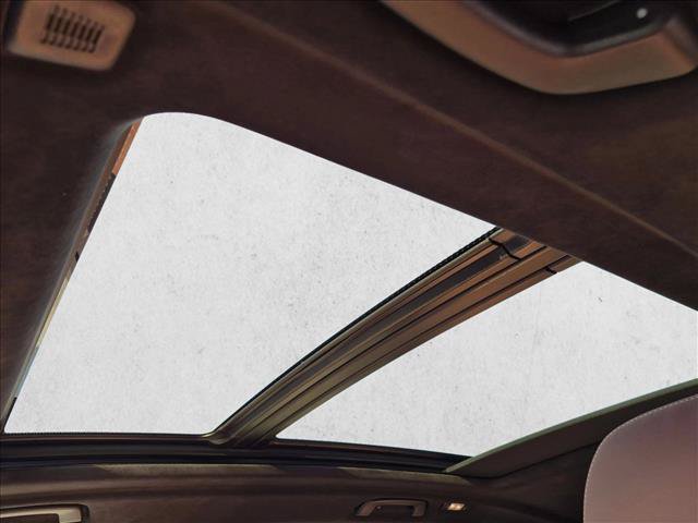 Used 2024 BMW X5 M60i AWD/4WD image 16