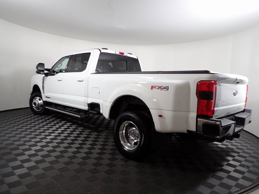 Used 2024 Ford F350 Lariat w/ FX4 Off-Road Package image 13