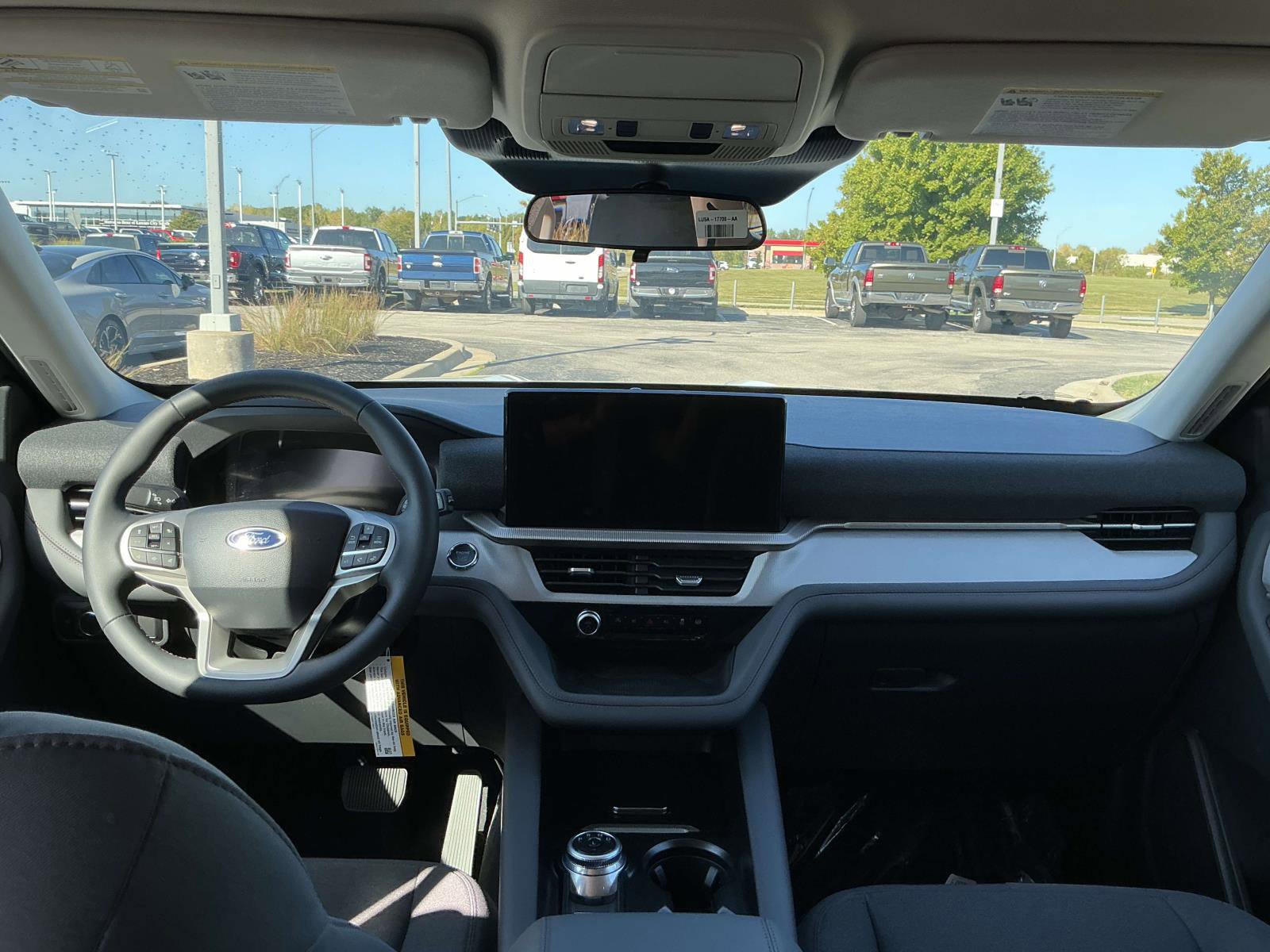 New 2025 Ford Explorer Active image 13