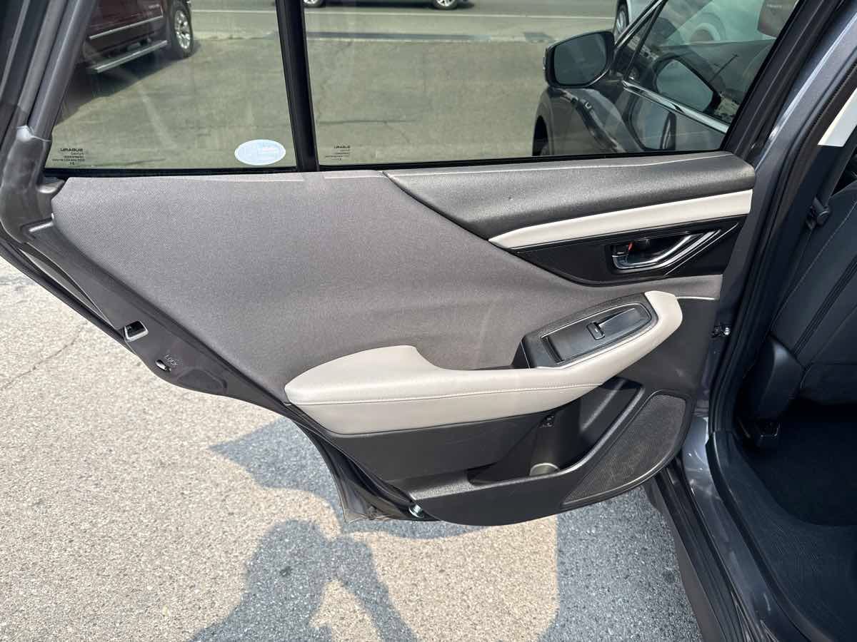Used 2022 Subaru Outback Premium AWD/4WD image 12