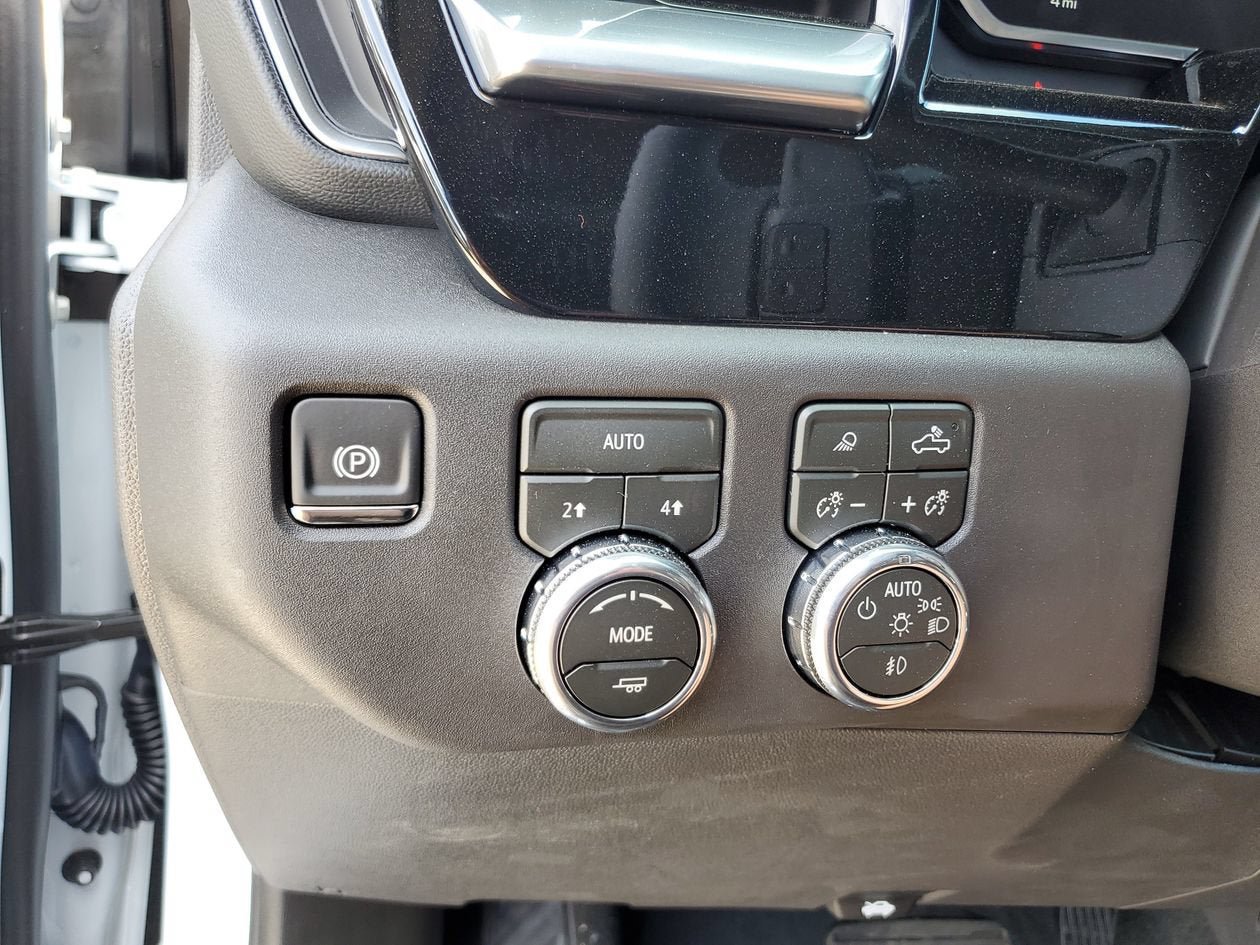 New 2026 GMC Sierra 1500 SLT w/ SLT Premium Package AWD/4WD image 32