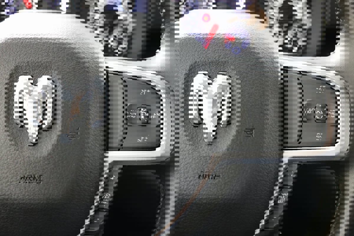 Used 2024 RAM 2500 Big Horn w/ Sport Appearance Package image 25