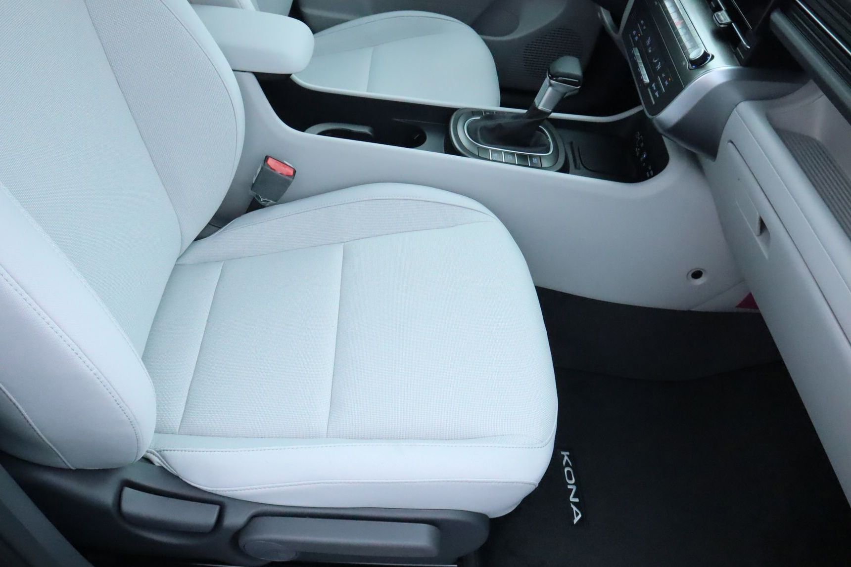 New 2026 Hyundai Kona SEL Sport FWD image 19