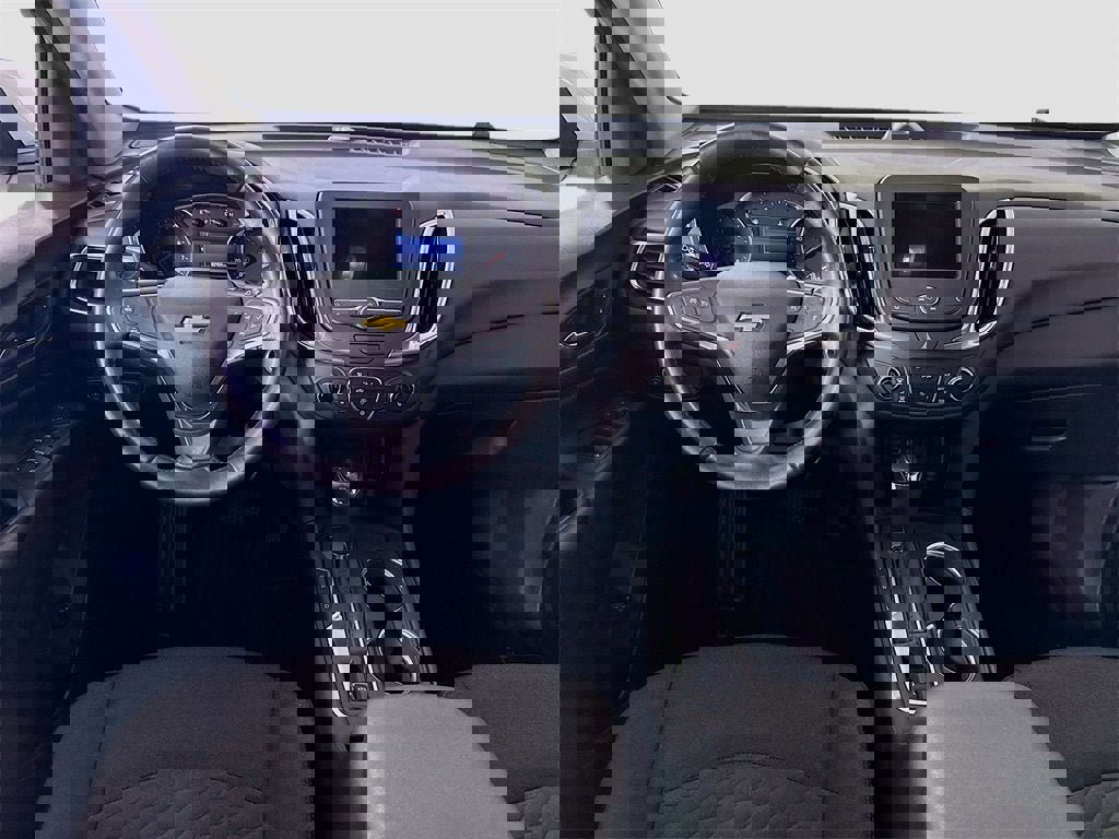 Used 2019 Chevrolet Equinox LT image 2