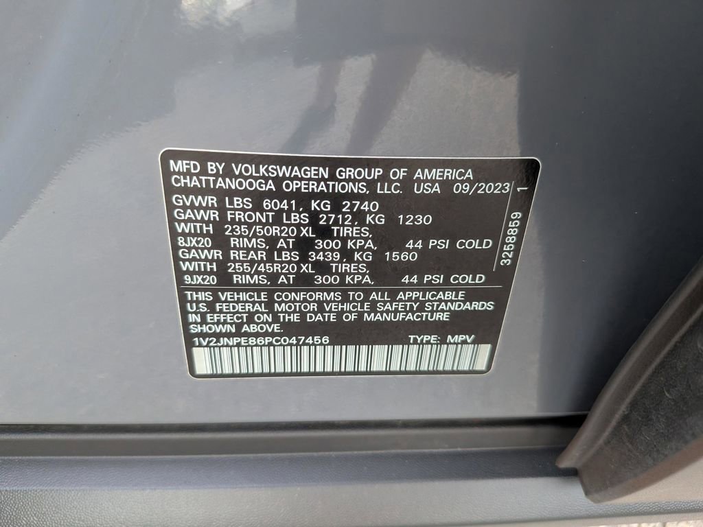 Certified 2023 Volkswagen ID.4 Pro S Plus AWD/4WD image 34