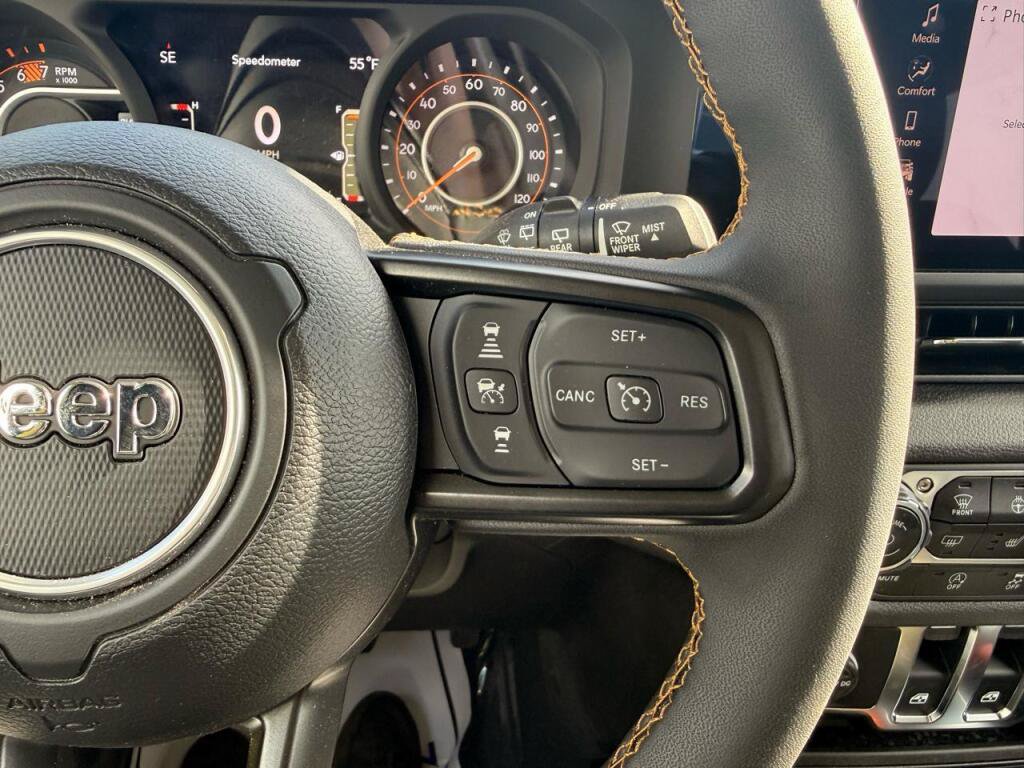 Used 2024 Jeep Wrangler Sport AWD/4WD image 17