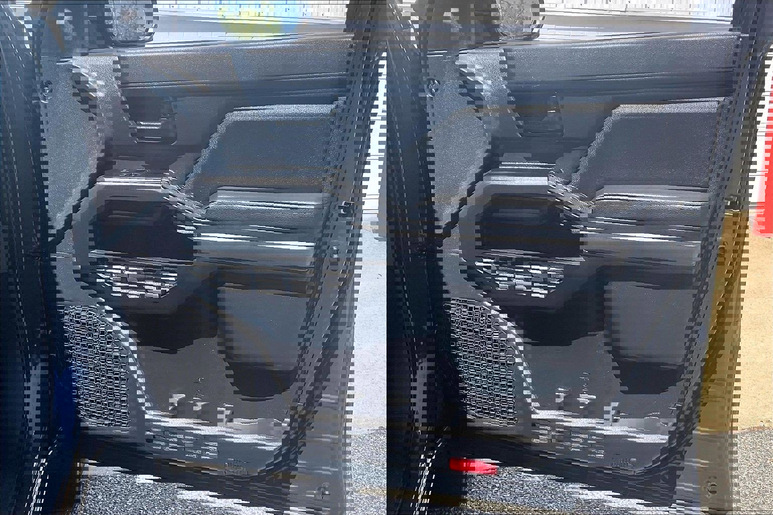 Used 2025 Toyota Tacoma SR5 image 28