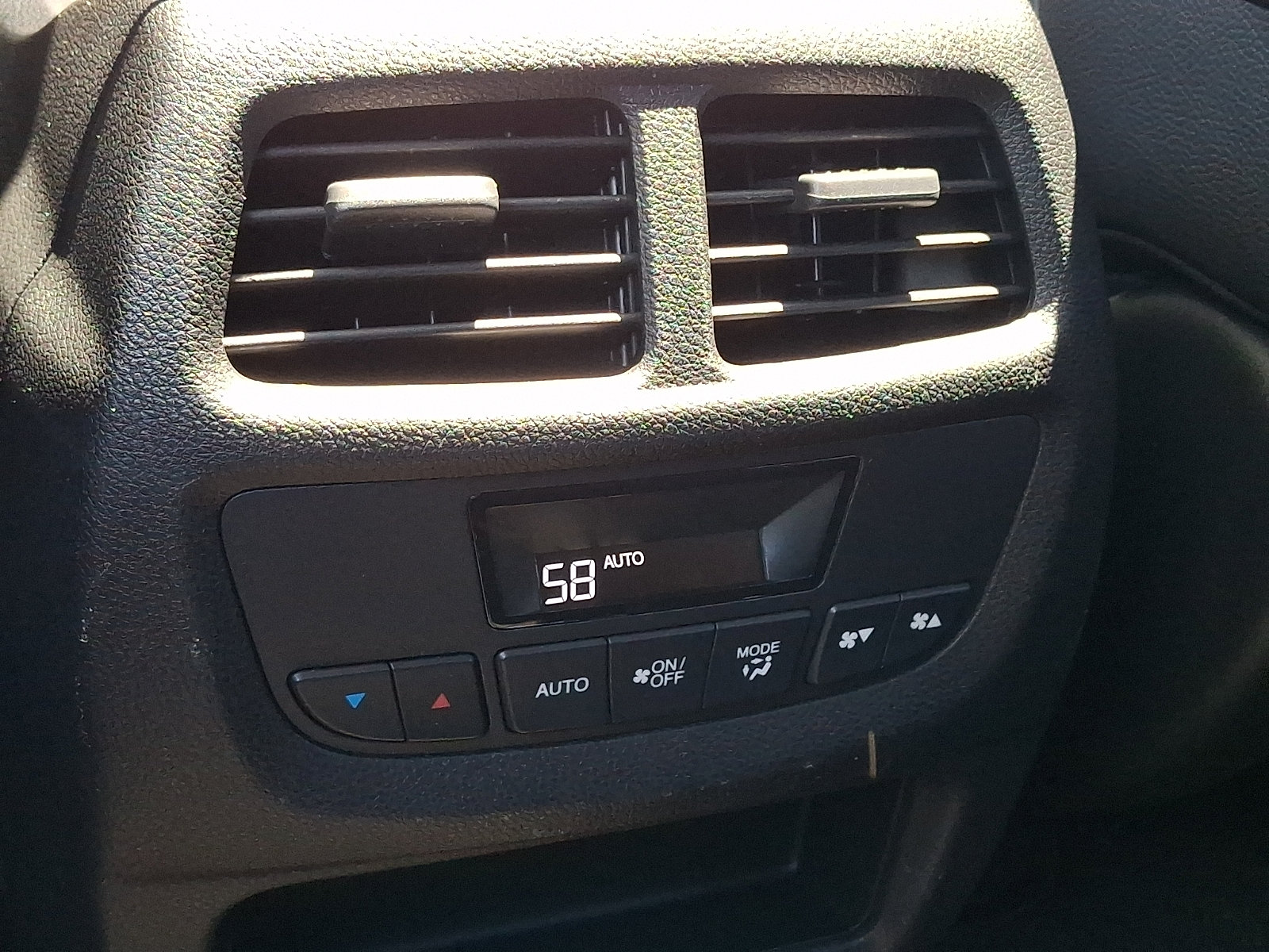 Used 2016 Honda Pilot EX-L image 12