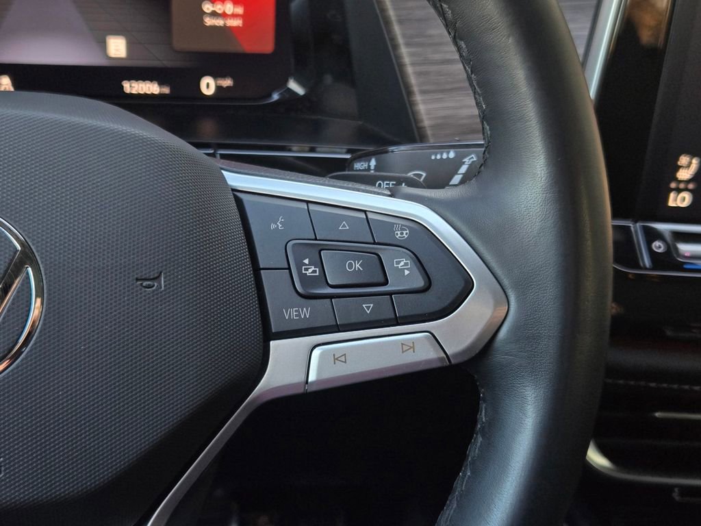 Used 2025 Volkswagen Atlas SEL Premium R-Line image 21