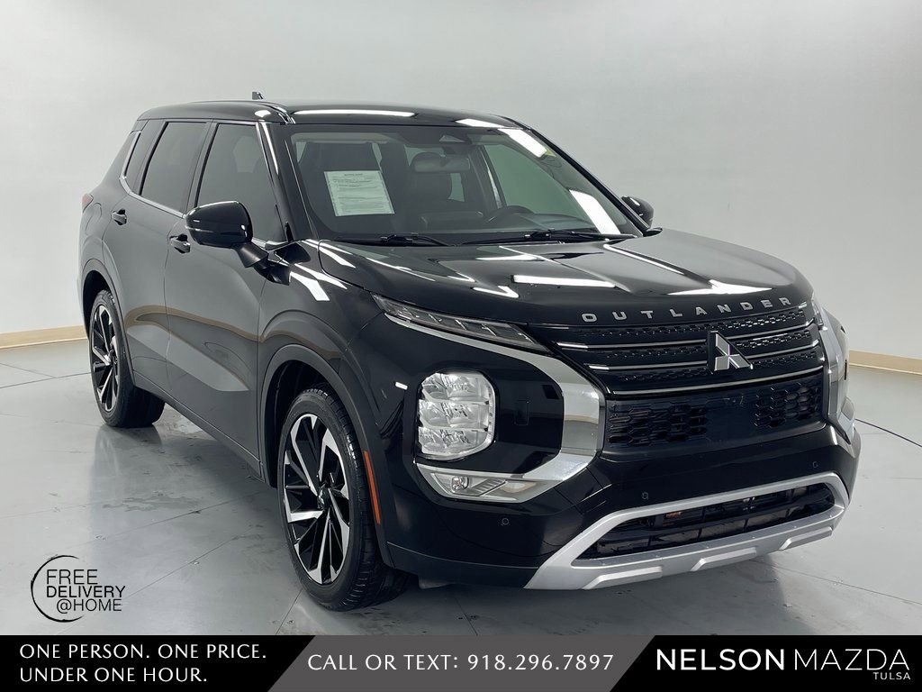 Used 2022 Mitsubishi Outlander SE image 4