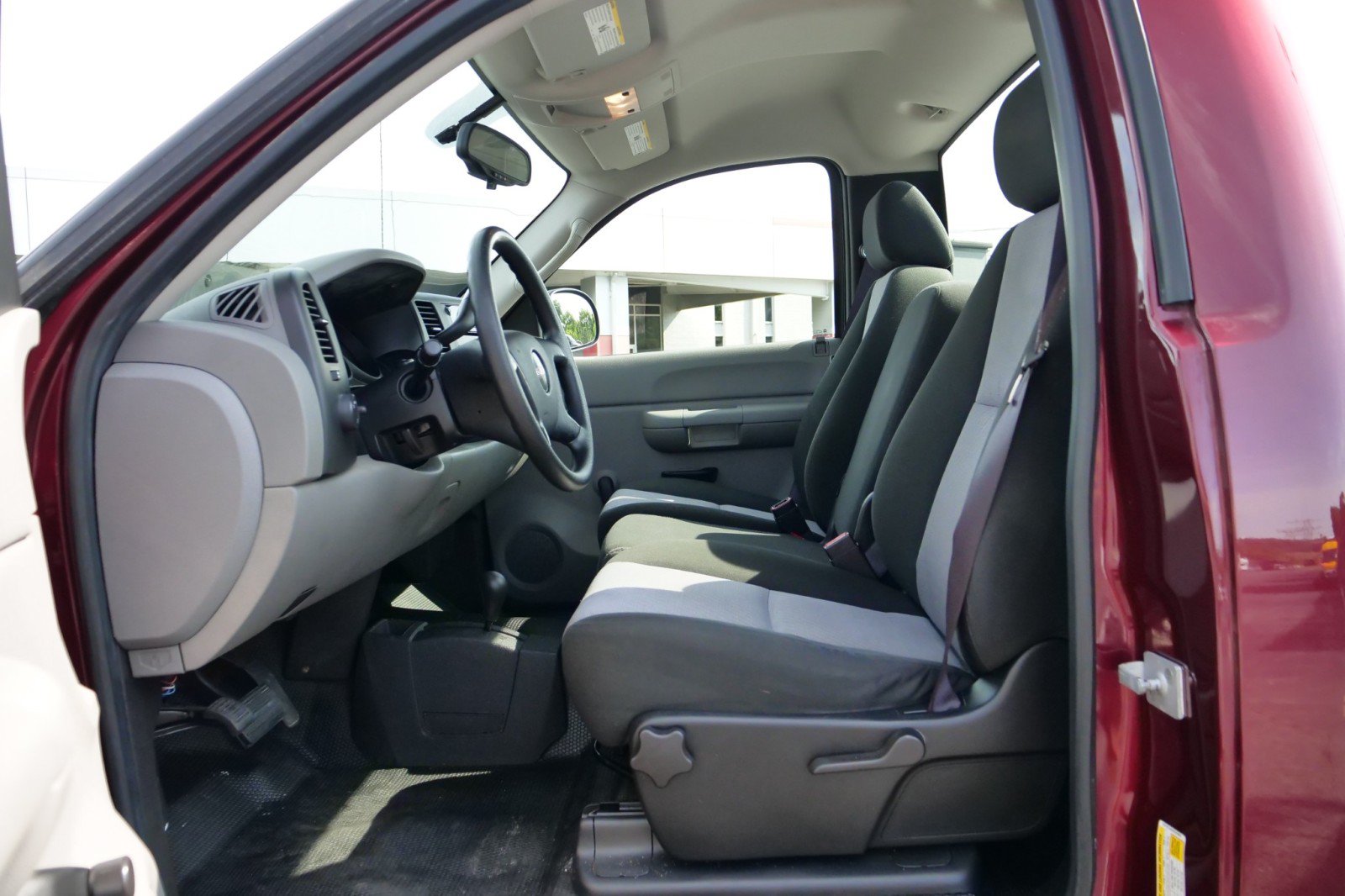 Used 2009 GMC Sierra 1500 W/T AWD/4WD image 23