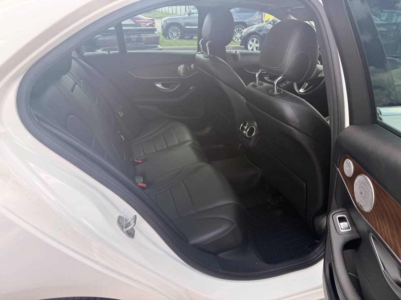 Used 2017 Mercedes-Benz C 300 Sedan image 29