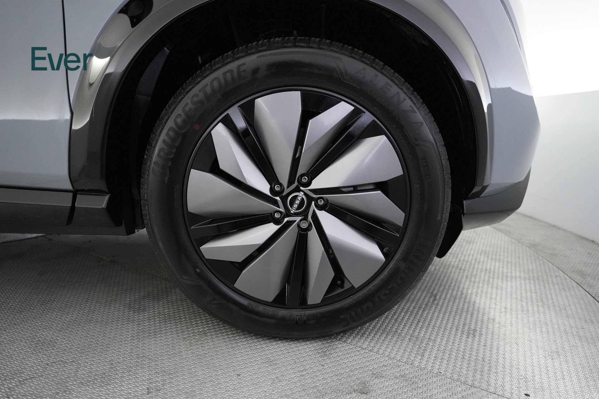 Used 2024 Nissan Ariya AWD image 20