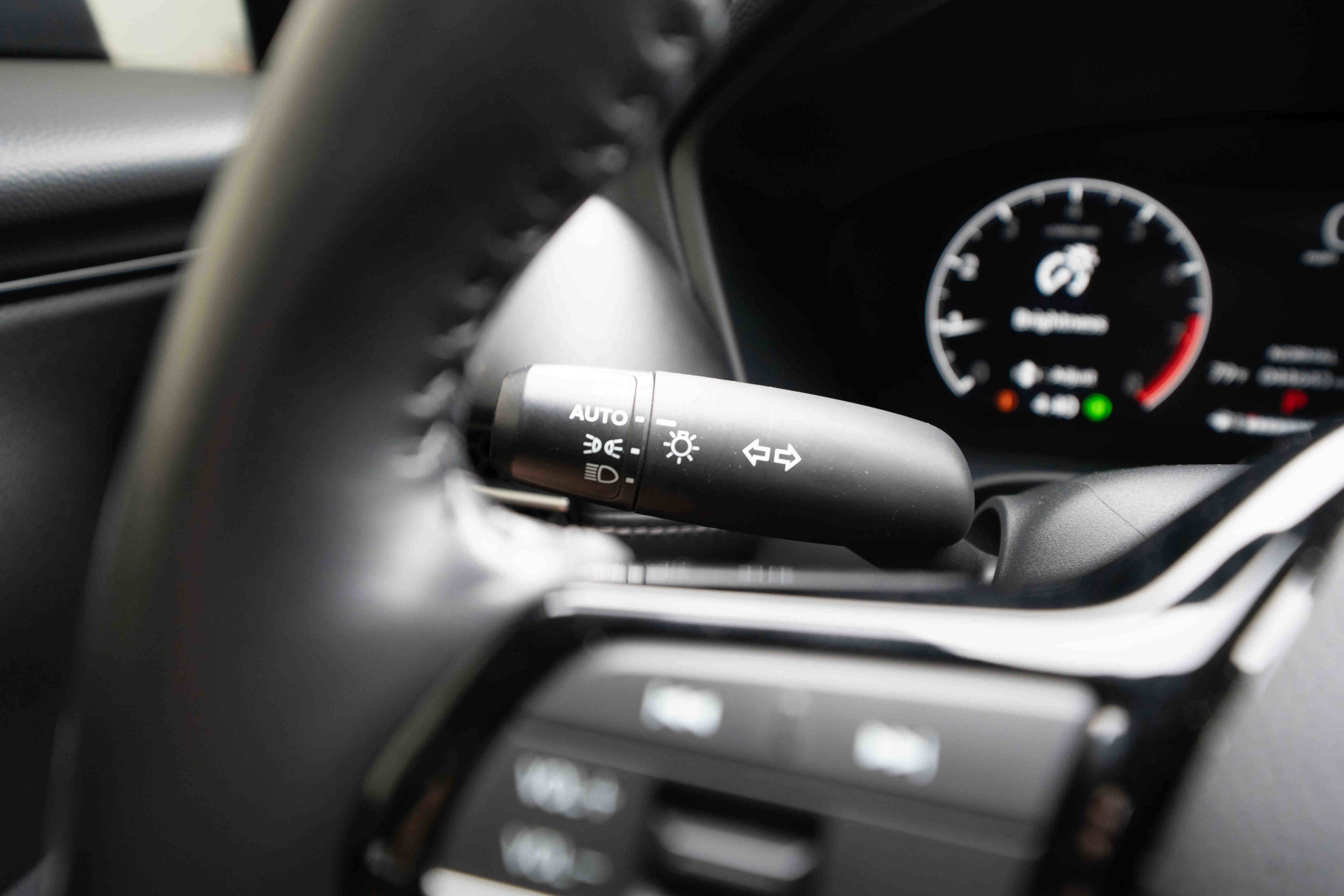 Certified 2025 Honda HR-V EX-L image 13
