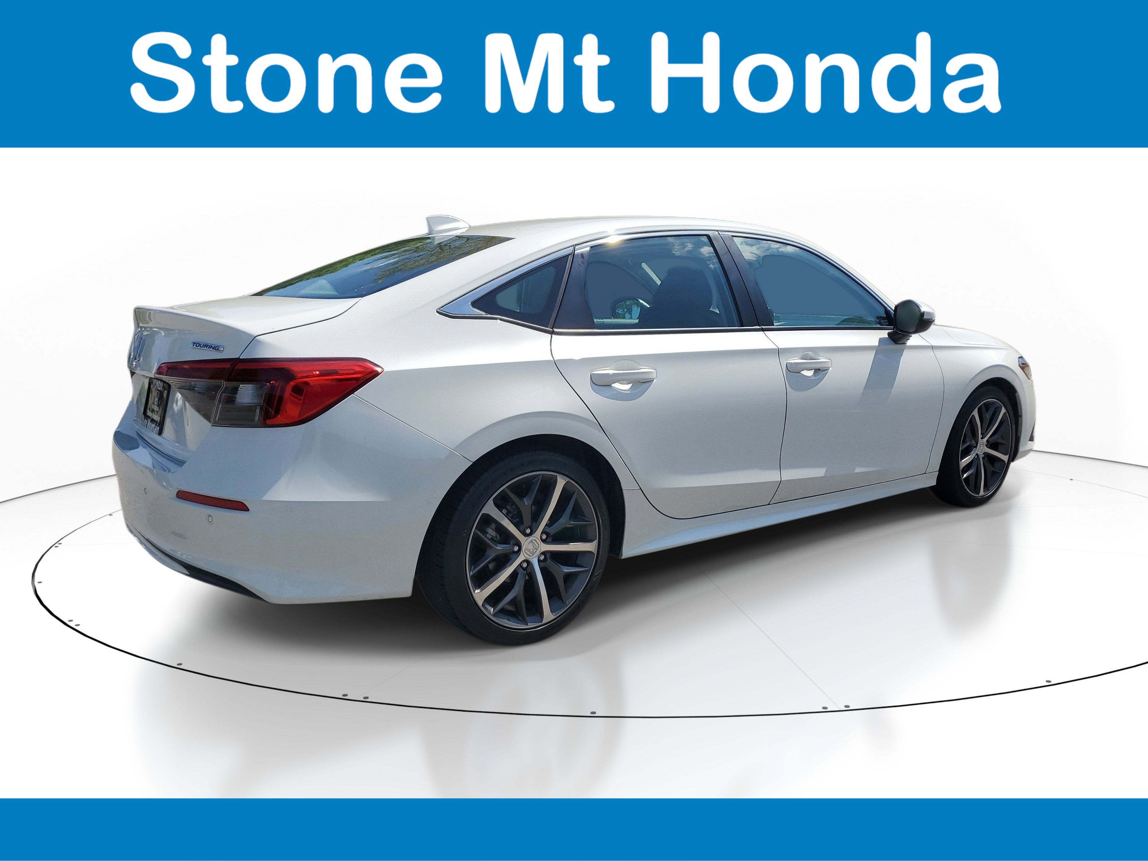 Used 2022 Honda Civic Touring image 6