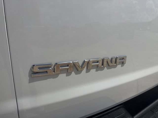 Used 2025 GMC Savana 2500 w/ Driver Convenience Package RWD image 9