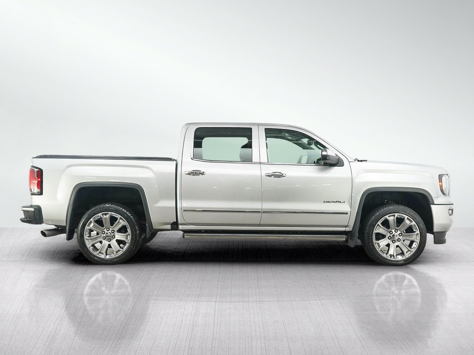 Used 2018 GMC Sierra 1500 Denali w/ Denali Ultimate Package AWD/4WD image 6