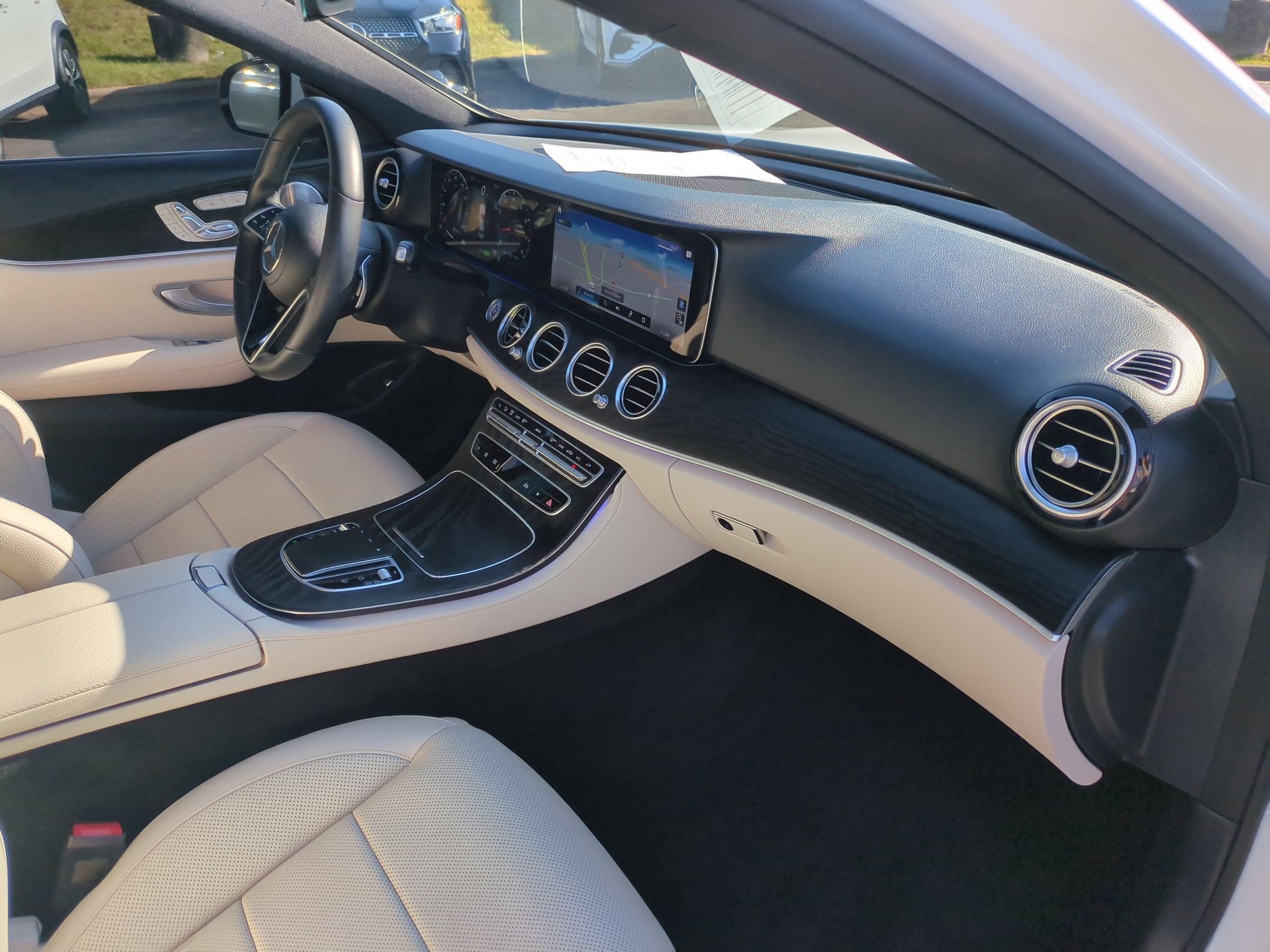 Used 2022 Mercedes-Benz E 450 4MATIC Sedan image 37