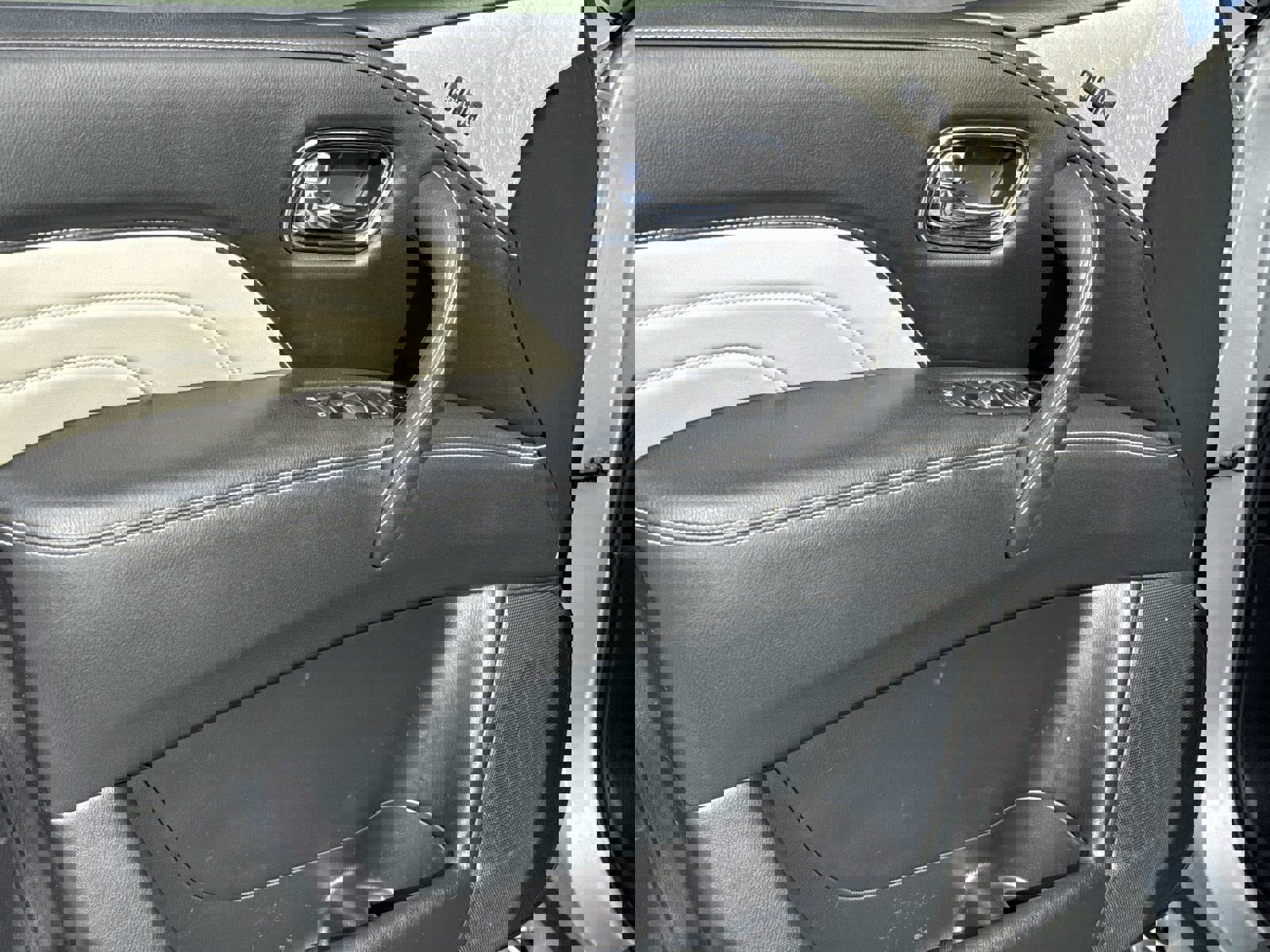 Used 2019 INFINITI QX80 Limited image 18