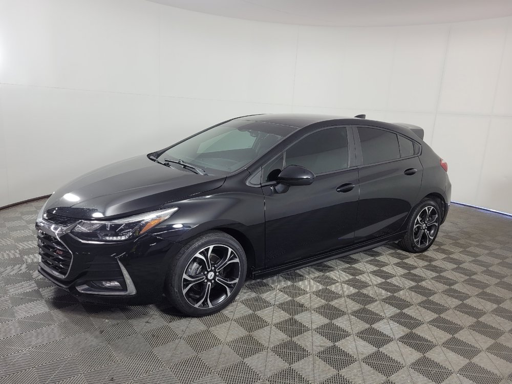 Used 2019 Chevrolet Cruze LT w/ RS Package FWD image 2
