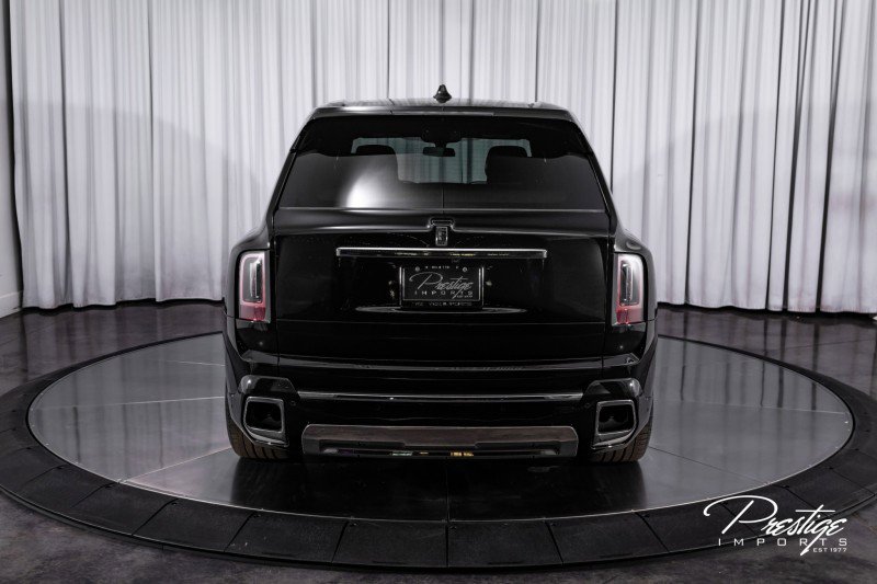Used 2025 Rolls-Royce Cullinan image 14